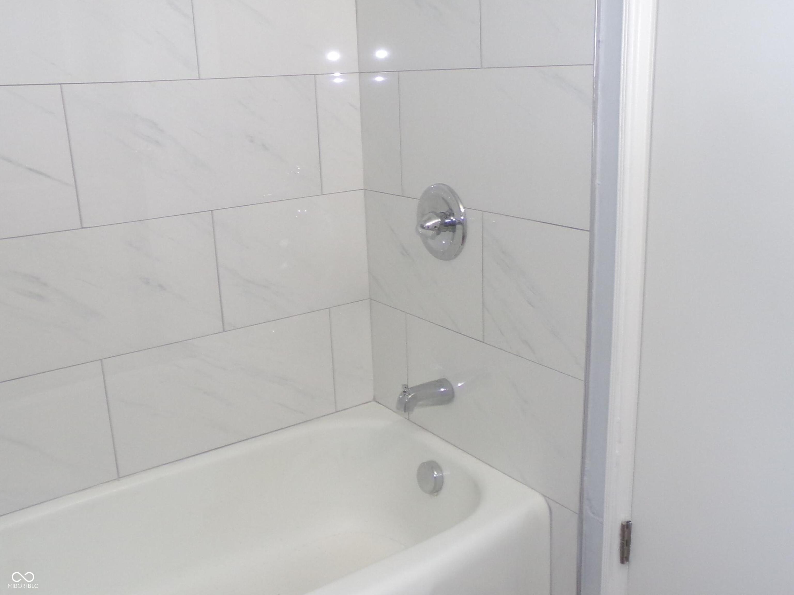 6322 Douglas Road Indianapolis, IN 46220 - Photo 21 of 28