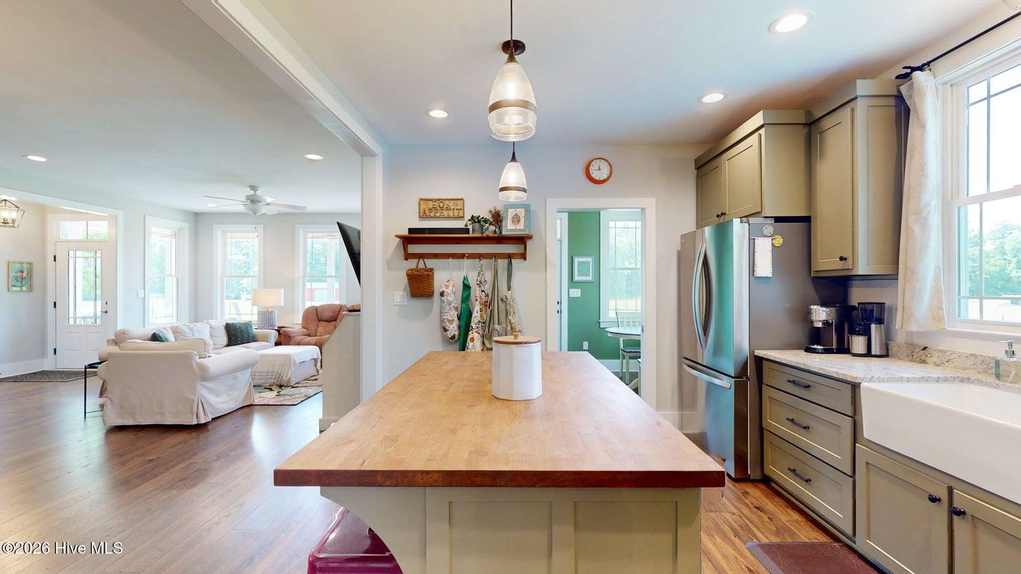 708 North Sunset Street Atkinson, NC 28421 - Photo 18 of 63