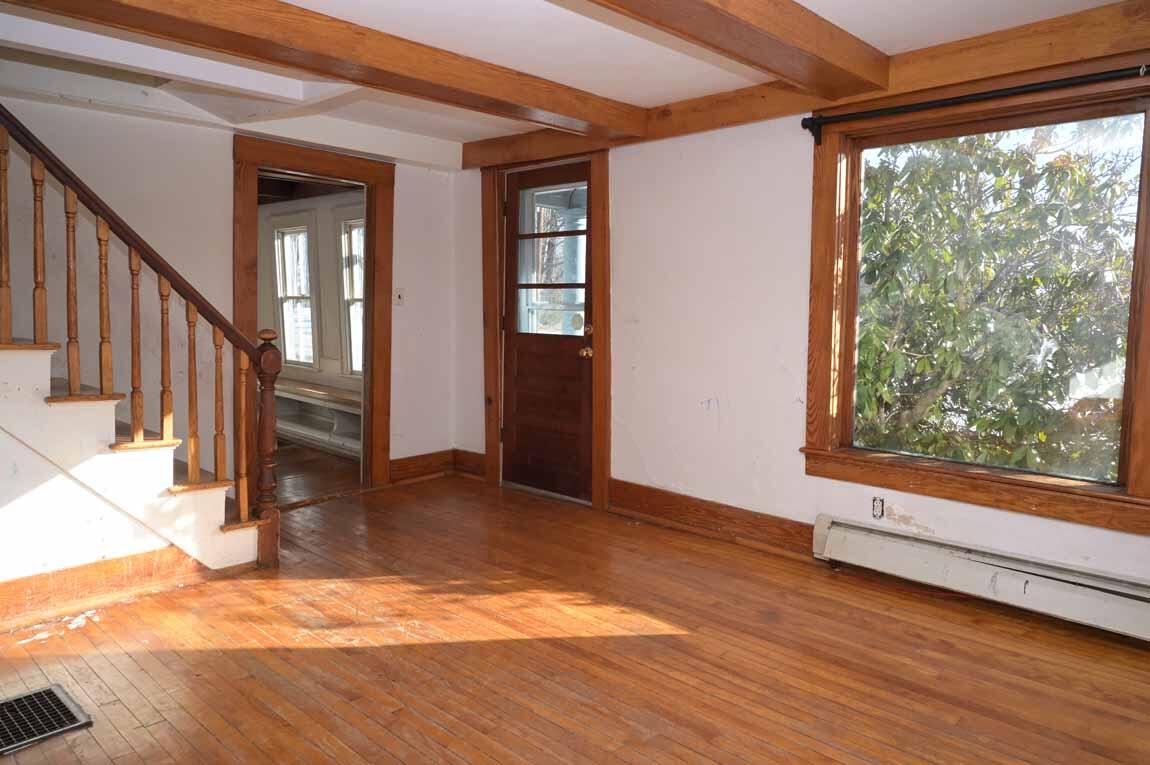 27 Fickett Road Pownal, ME 04069 - Photo 14 of 31 Livingroom