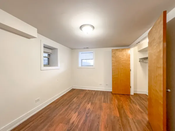 $3,175 | 2835 North Damen Avenue, Unit 1R, Chicago, IL 60618