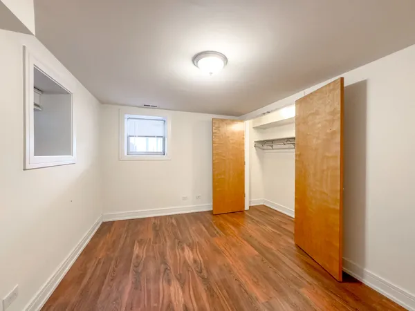 $3,175 | 2835 North Damen Avenue, Unit 1R, Chicago, IL 60618