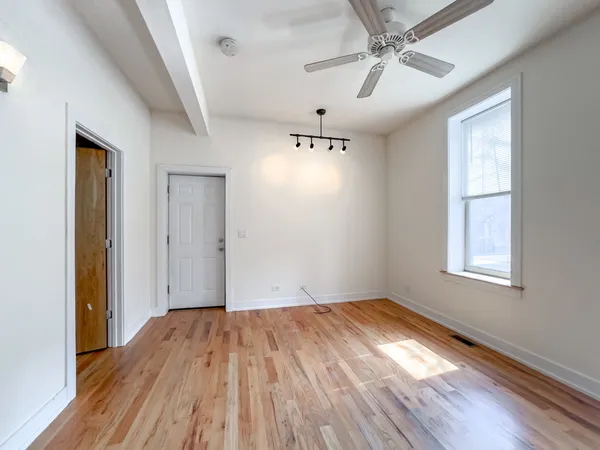 $3,175 | 2835 North Damen Avenue, Unit 1R, Chicago, IL 60618