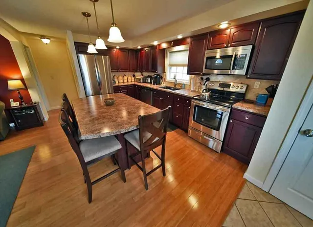 $199,500 | 11 Hogan Street, Houlton, ME 04730