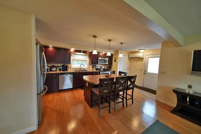 $199,500 | 11 Hogan Street, Houlton, ME 04730