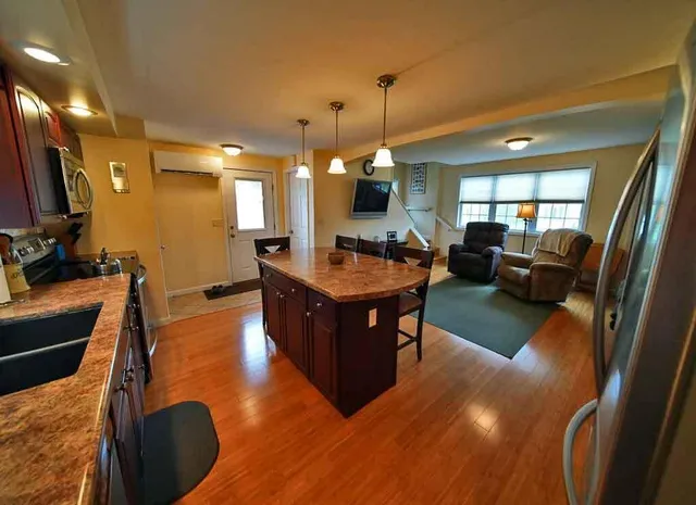 $199,500 | 11 Hogan Street, Houlton, ME 04730