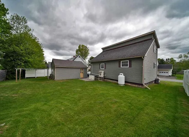 $199,500 | 11 Hogan Street, Houlton, ME 04730