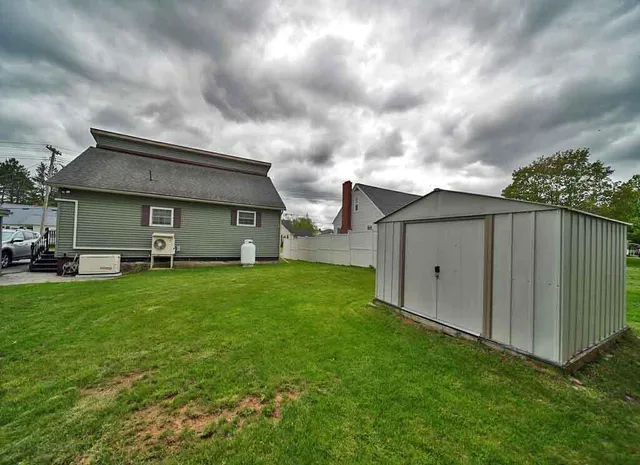 $199,500 | 11 Hogan Street, Houlton, ME 04730