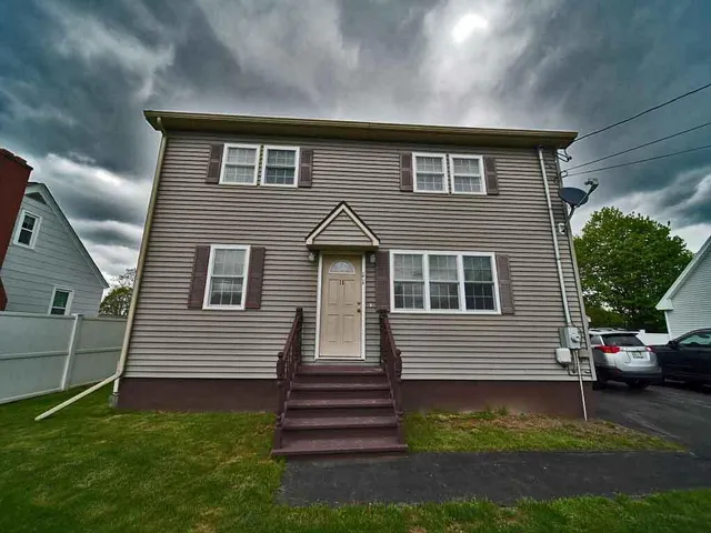 $199,500 | 11 Hogan Street, Houlton, ME 04730