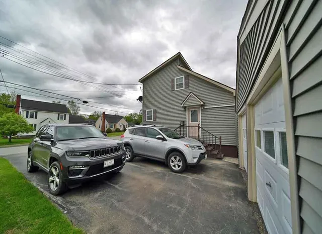 $199,500 | 11 Hogan Street, Houlton, ME 04730