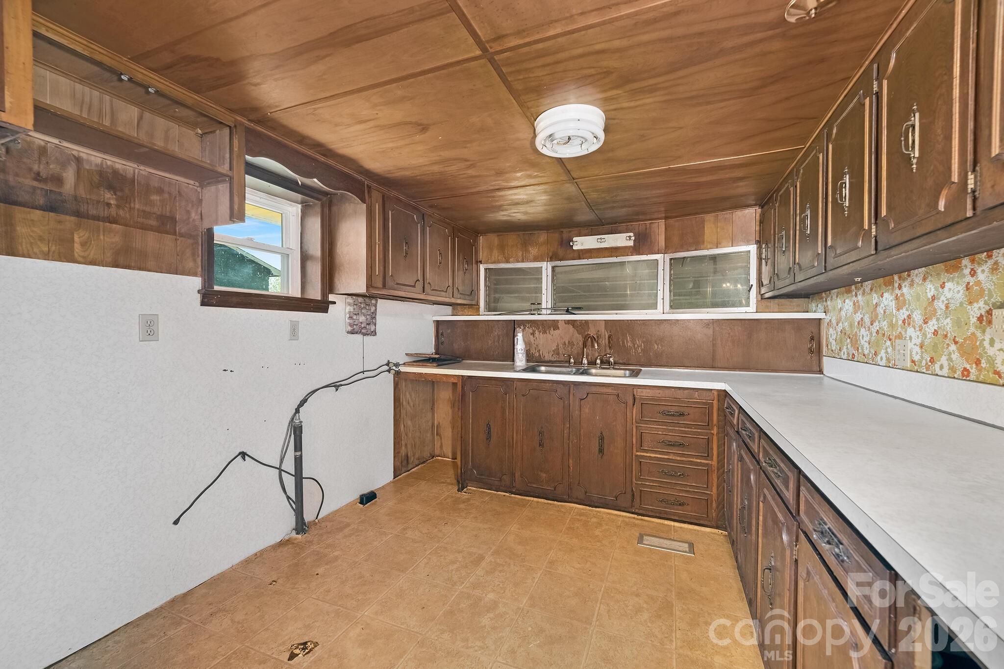 5201 Flay Road Lincolnton, NC 28092 - Photo 11 of 48