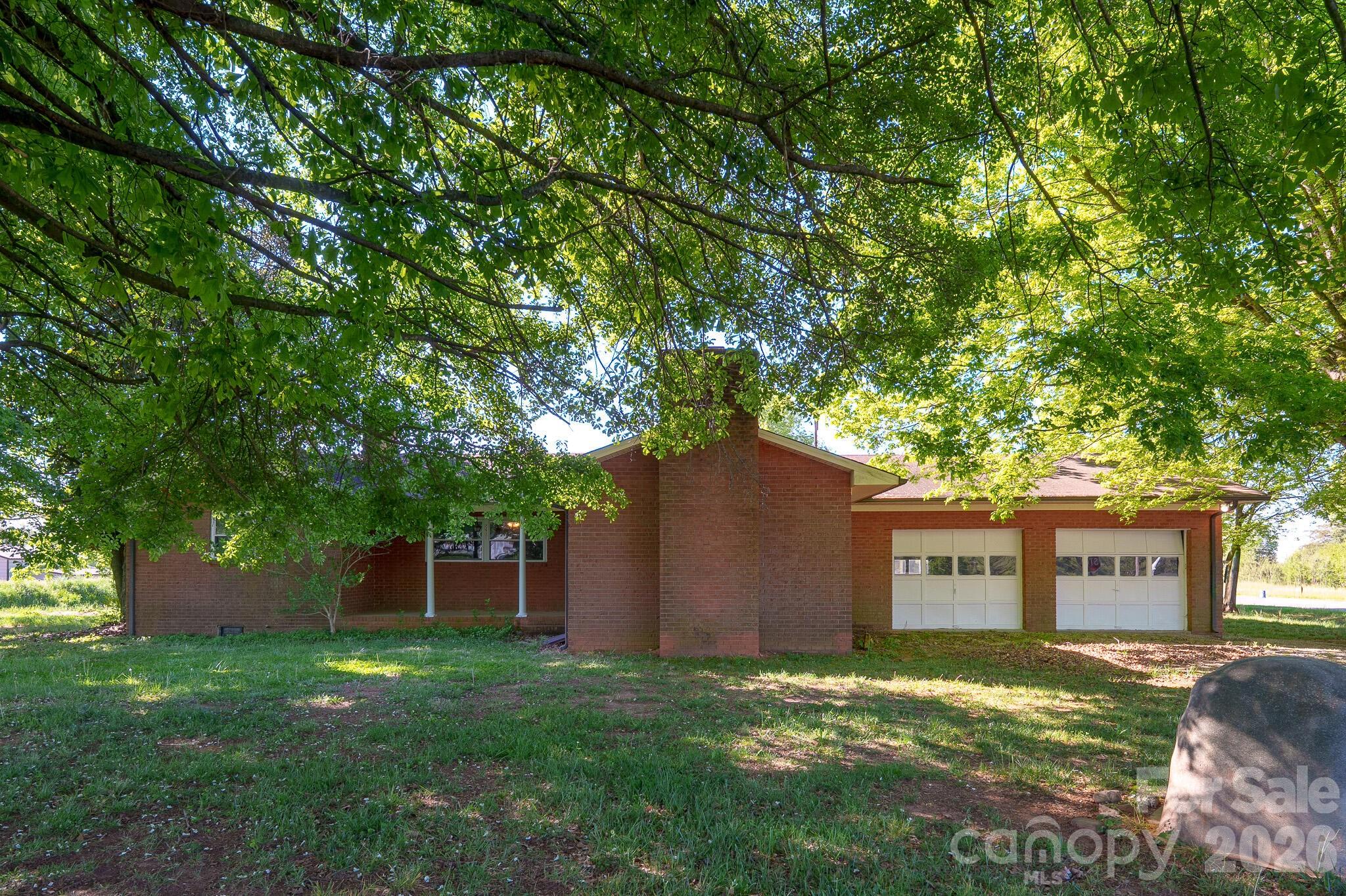 5201 Flay Road Lincolnton, NC 28092 - Photo 2 of 48