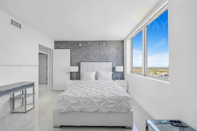 $7,000 | 2600 East Hallandale Beach Boulevard, Unit T2902, Hallandale Beach, FL 33009