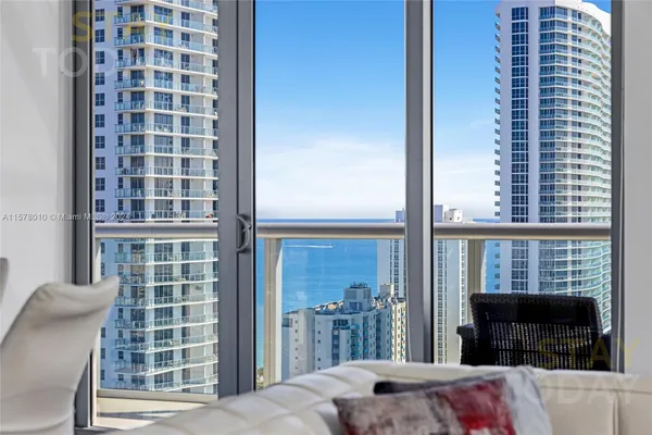 $7,000 | 2600 East Hallandale Beach Boulevard, Unit T2902, Hallandale Beach, FL 33009