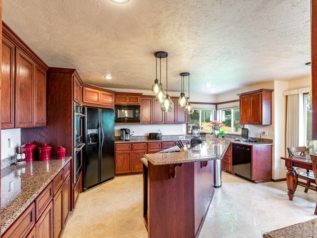 4112 West Ballard Road Spokane, WA 99208 - Photo 6 of 20
