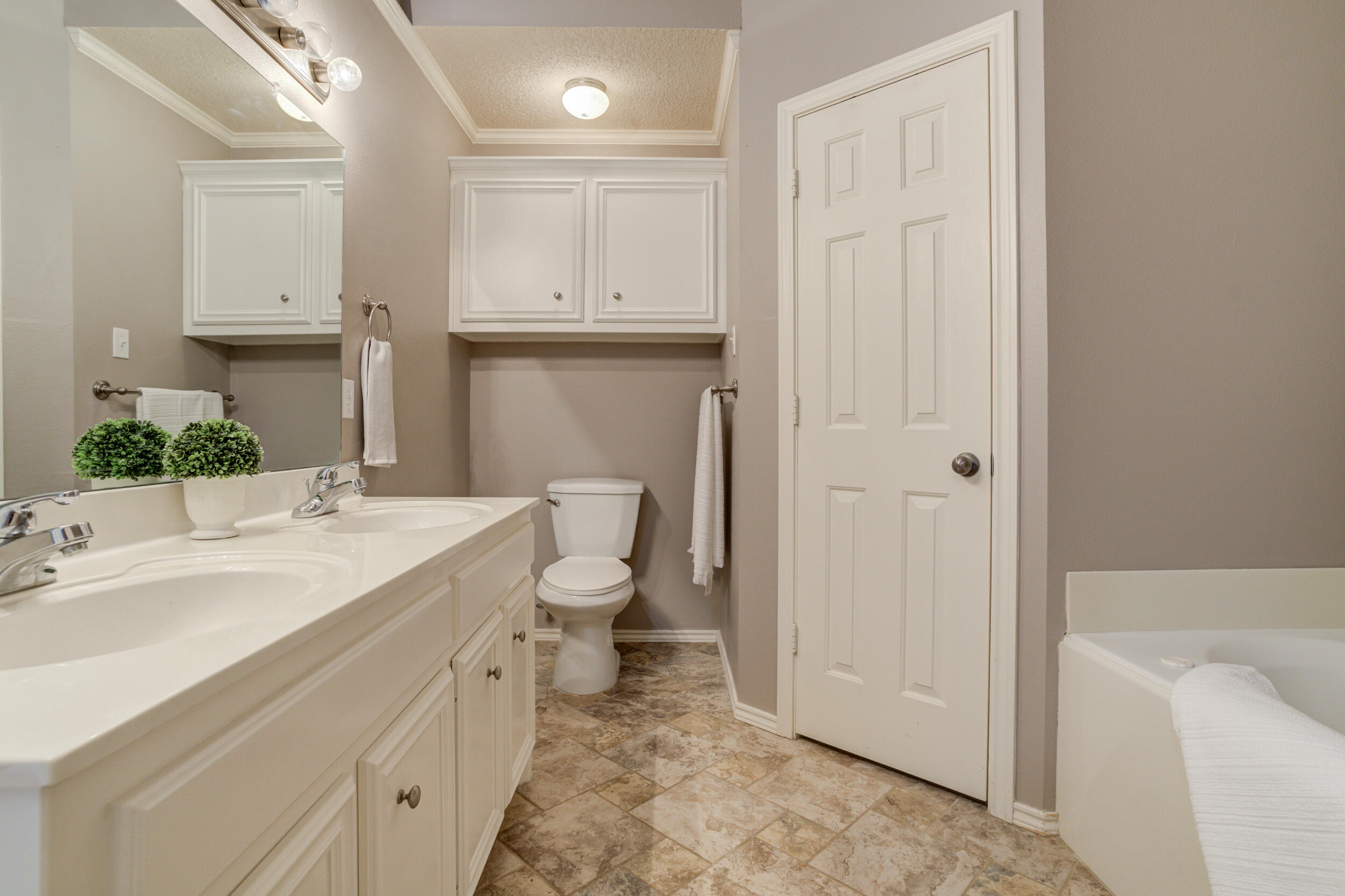 1008 Primrose Avenue Lubbock, TX 79416 - Photo 27 of 51 DSC09209_10_11_12_13