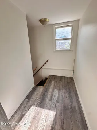 $1,225 | 200 Mohawk Street, Unit 2, Cohoes, NY 12047