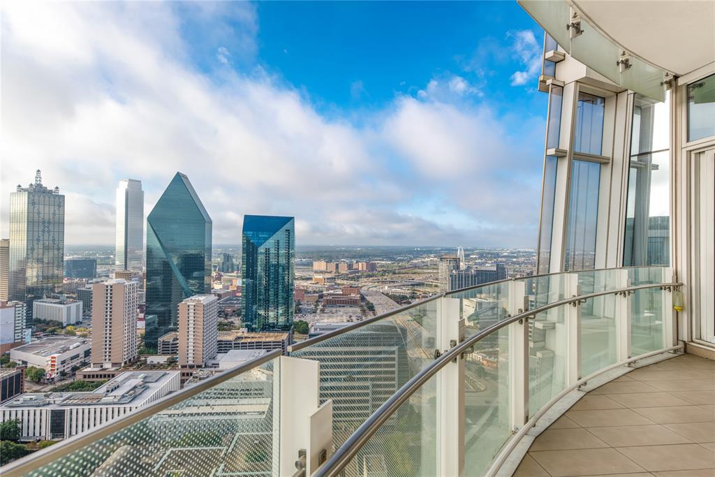 1918 Olive Street, Unit 3403 Dallas, TX 75201 - Photo 31 of 39 a view of balcony with furniture
