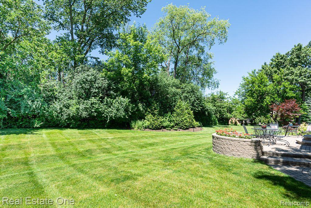 882 Loggers Circle Rochester, MI 48307 - Photo 47 of 54 Gallery Image 47