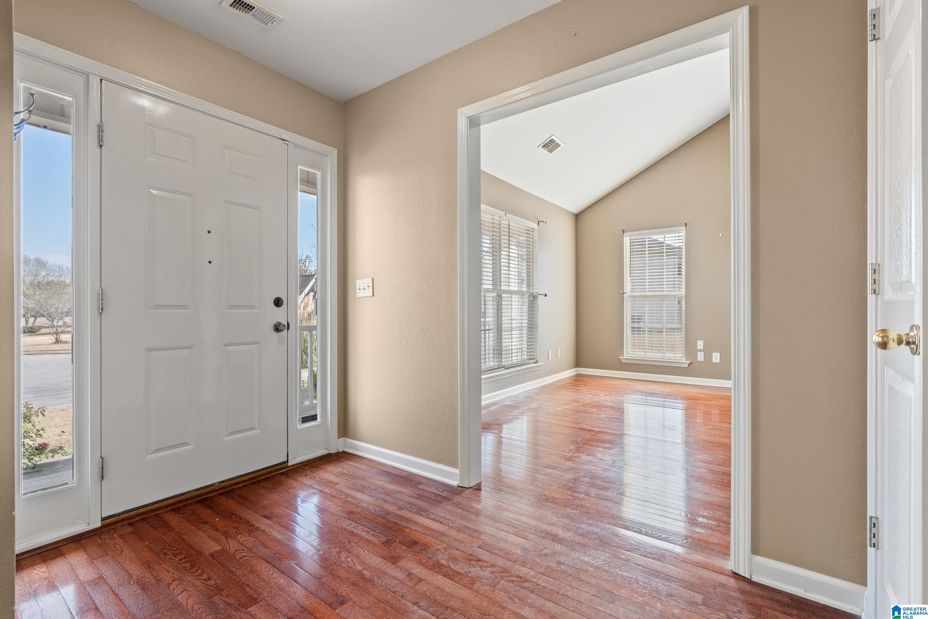 184 Stonehaven Drive Pelham, AL 35124 - Photo 4 of 28