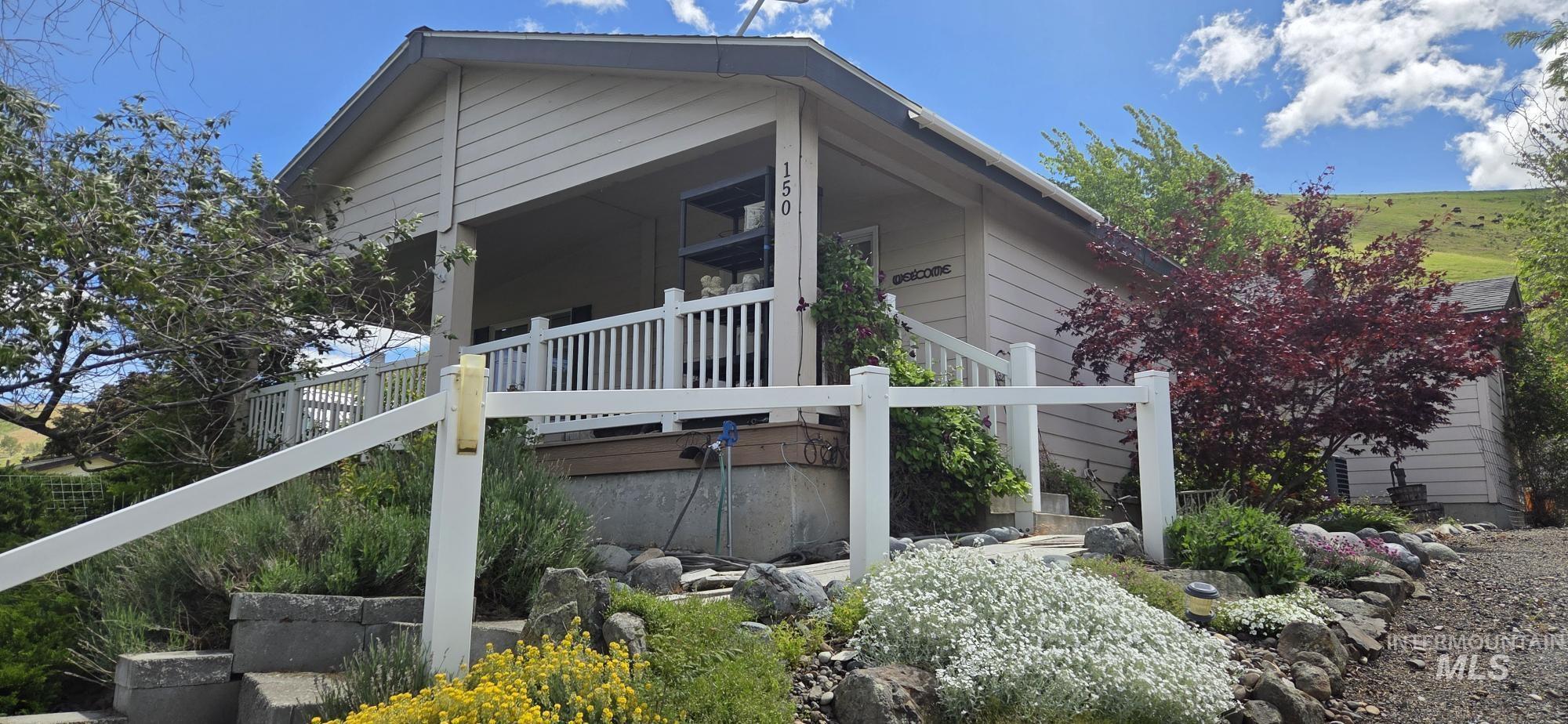 150 Hill Street Pomeroy, WA 99347 - Photo 1 of 36