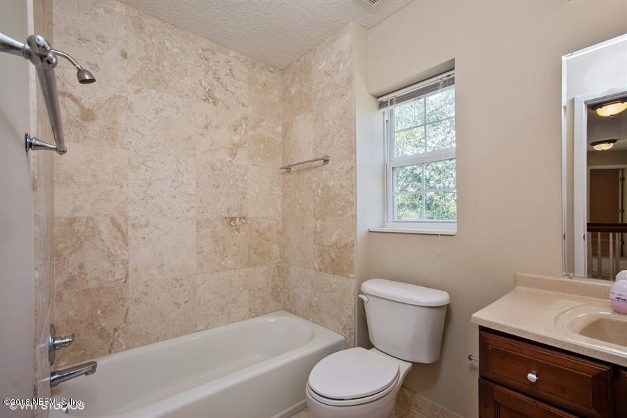4553 Raintree Drive Macclenny, FL 32063 - Photo 19 of 27 Guest Bath