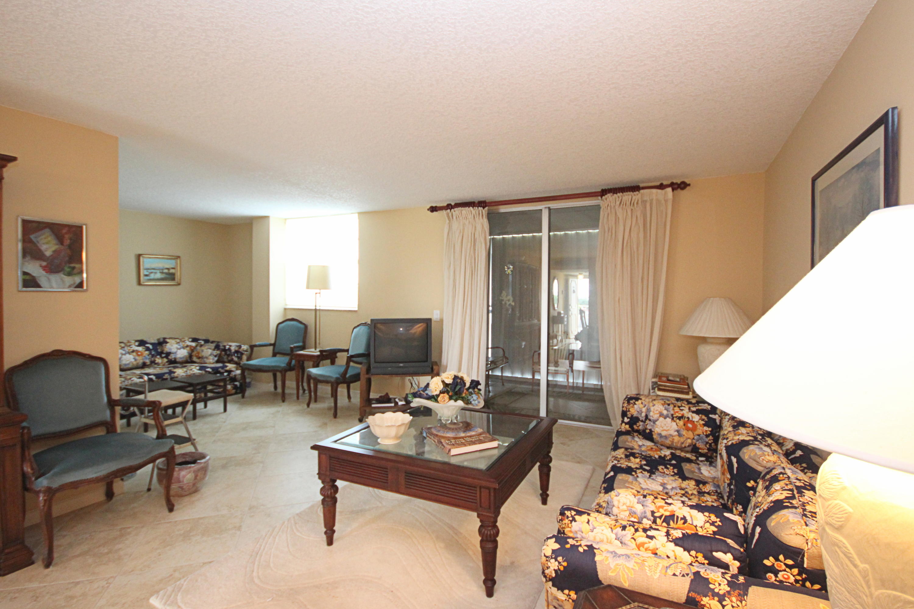 5500 Northwest 2nd Avenue, Unit 623 Boca Raton, FL 33487 - Photo 4 of 17 5500-623 (4)