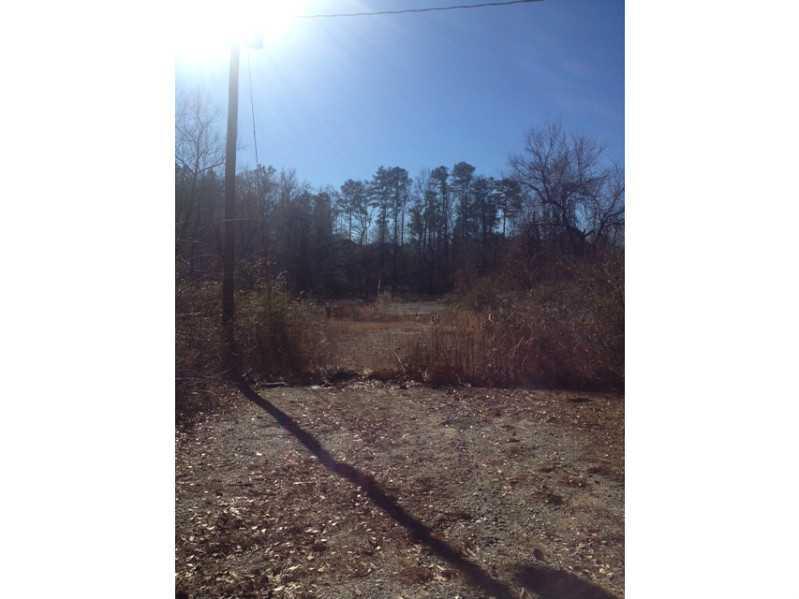 2635 Niskey Lake Road Southwest Atlanta, GA 30331 - Photo 1 of 1 Exterior Front.