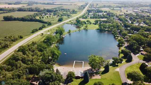 $48,000 | 206 19th Street Circle Northeast, Barnesville, MN 56514