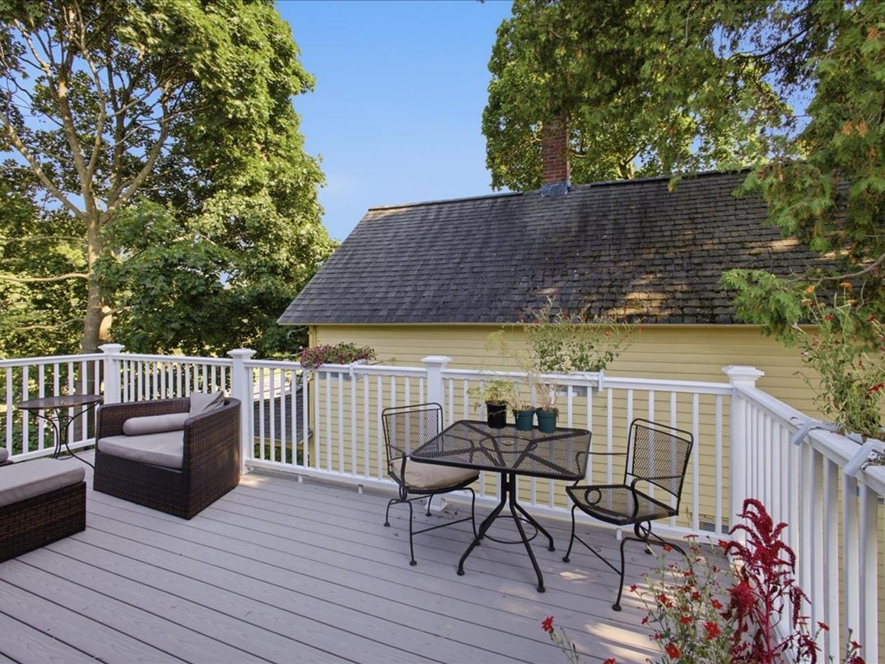 245 Loomis Street Burlington, VT 05401 - Photo 12 of 40