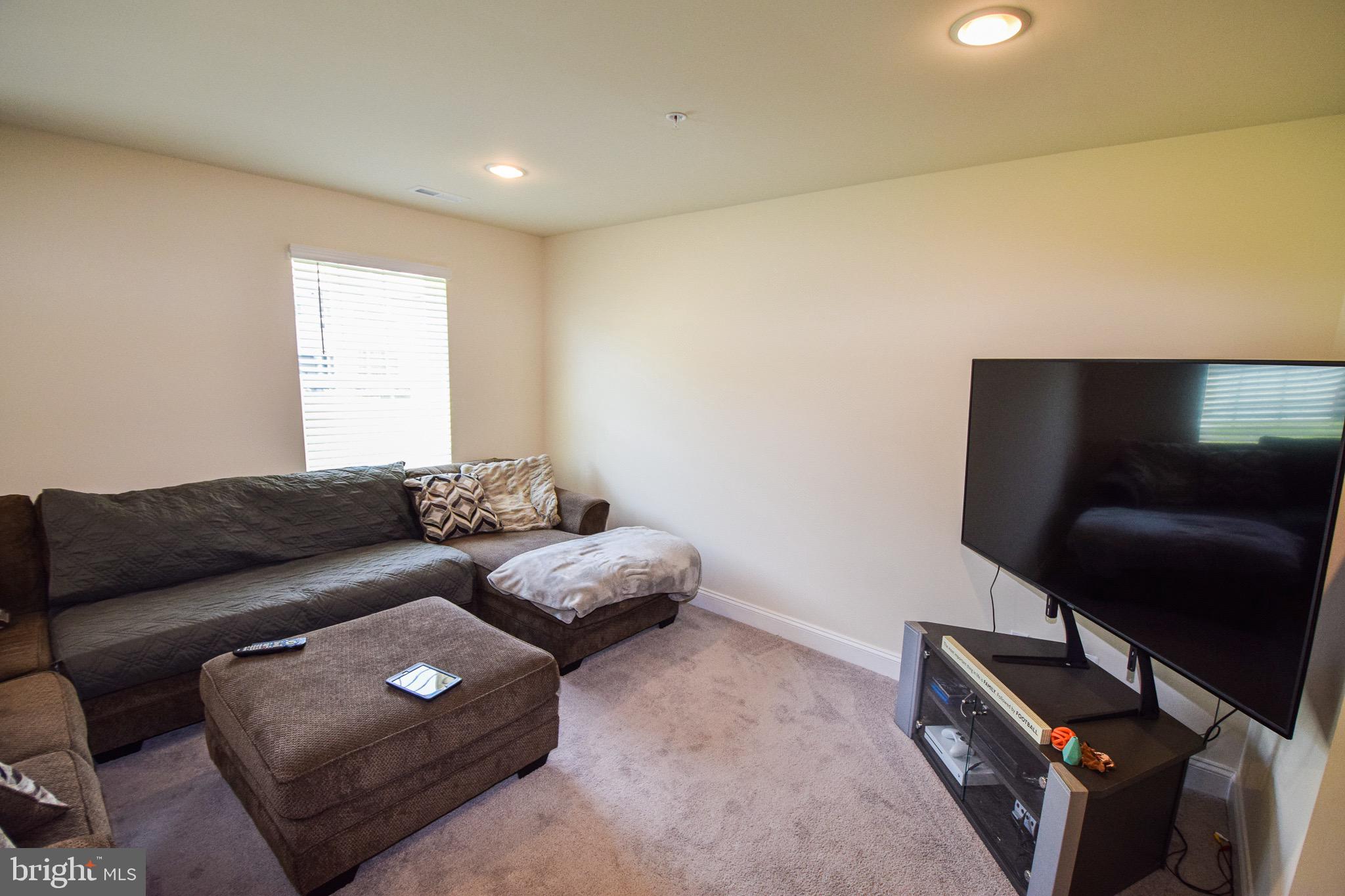 1333 Spindrift Road Aberdeen, MD 21001 - Photo 7 of 37 Family/Rec Room 3