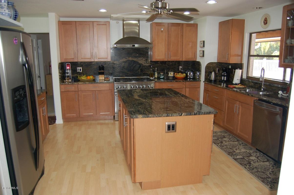 4541 Mustang Road Melbourne, FL 32934 - Photo 29 of 61 kitchen1 (1)