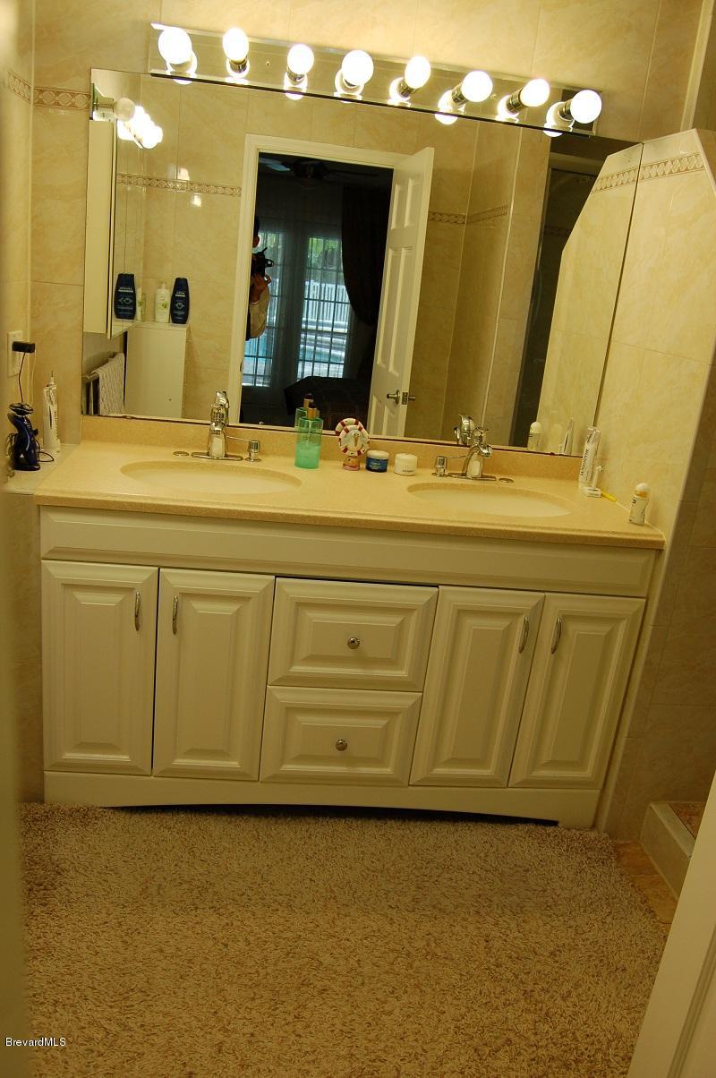 4541 Mustang Road Melbourne, FL 32934 - Photo 43 of 61 Master bath3