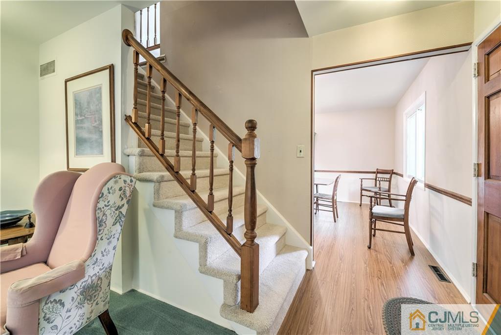 10 Calvin Road Kendall Park, NJ 08824 - Photo 2 of 22 Gallery Image 2
