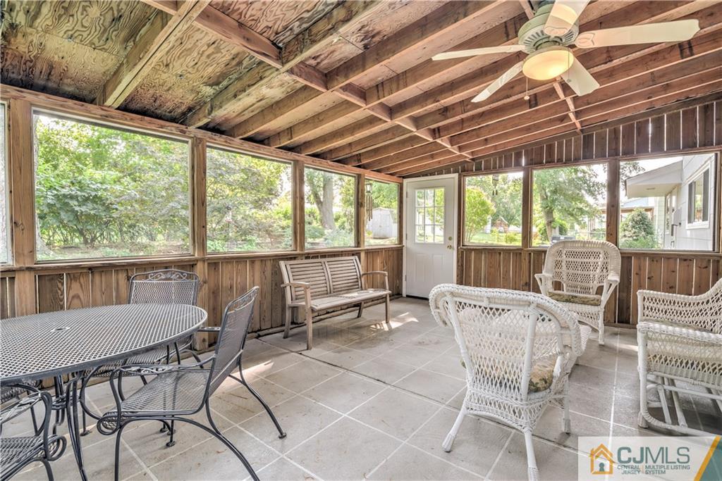 10 Calvin Road Kendall Park, NJ 08824 - Photo 17 of 22 Gallery Image 17
