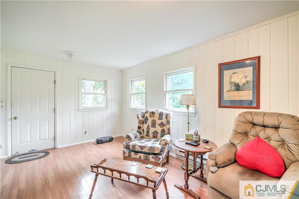 10 Calvin Road Kendall Park, NJ 08824 - Photo 6 of 22 Gallery Image 6