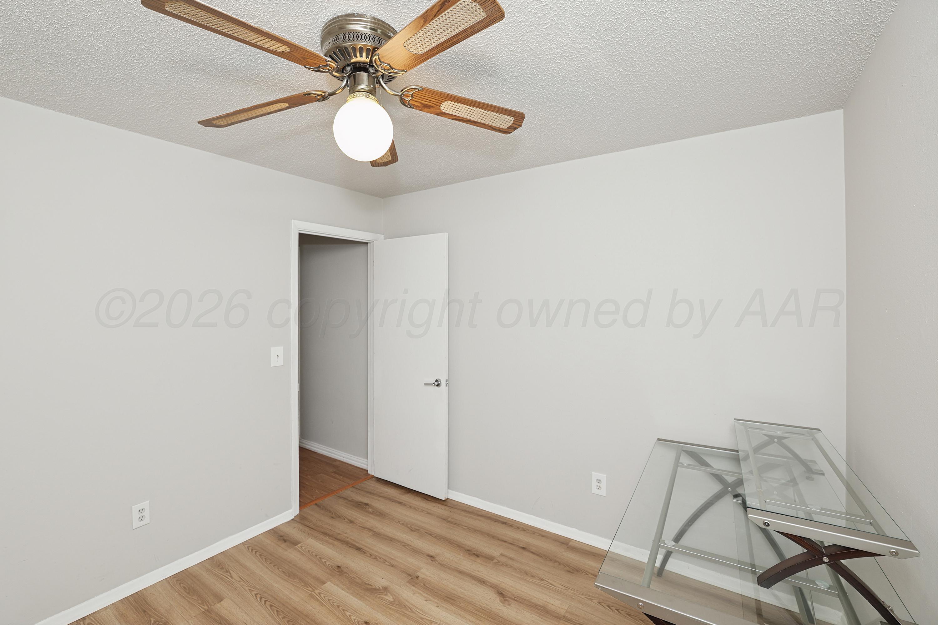 5144 Royce Drive Amarillo, TX 79110 - Photo 15 of 22 15-2nd Bedroom