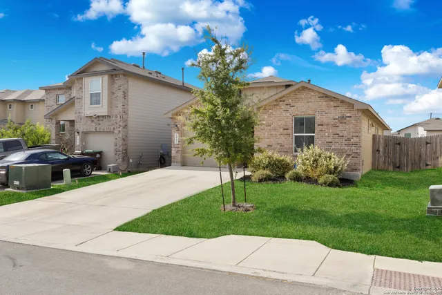 $235,000 | 1041 Pacific Monarch, San Antonio, TX 78253