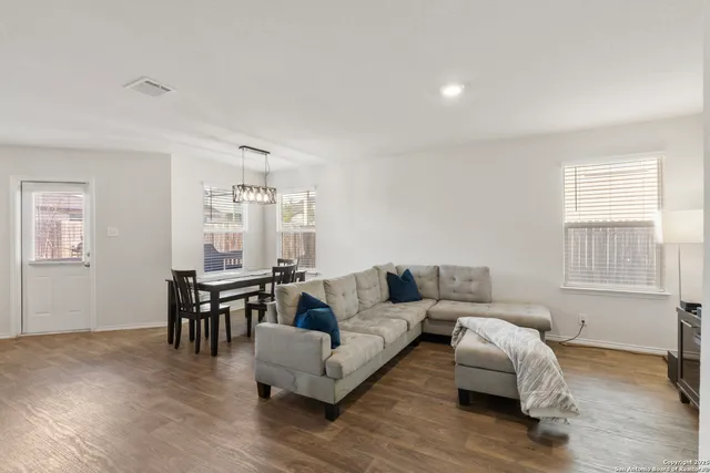 $235,000 | 1041 Pacific Monarch, San Antonio, TX 78253