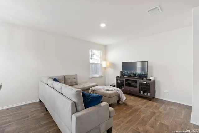 $235,000 | 1041 Pacific Monarch, San Antonio, TX 78253