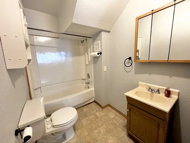 $179,900 | 1304 West Seminary Street, Richland Center, WI 53581