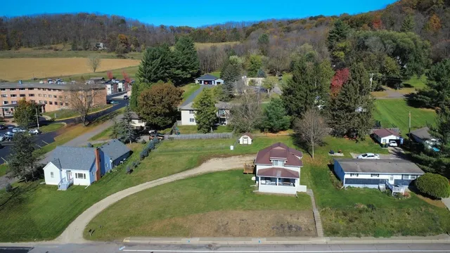 $179,900 | 1304 West Seminary Street, Richland Center, WI 53581