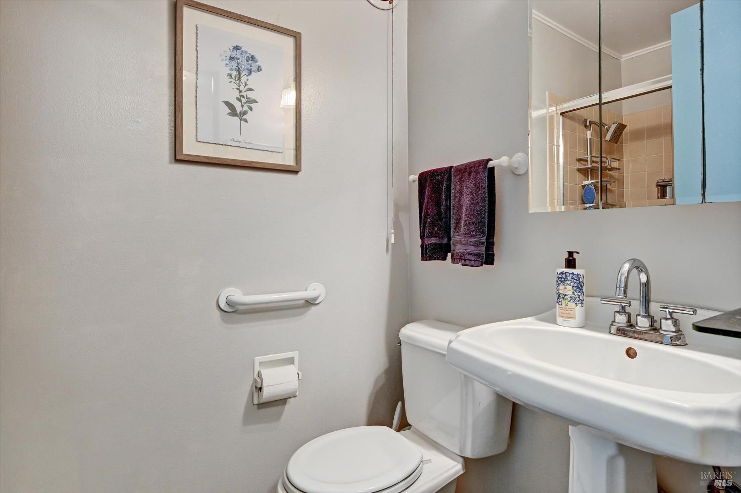 60 Surrey Lane San Rafael, CA 94903 - Photo 13 of 24