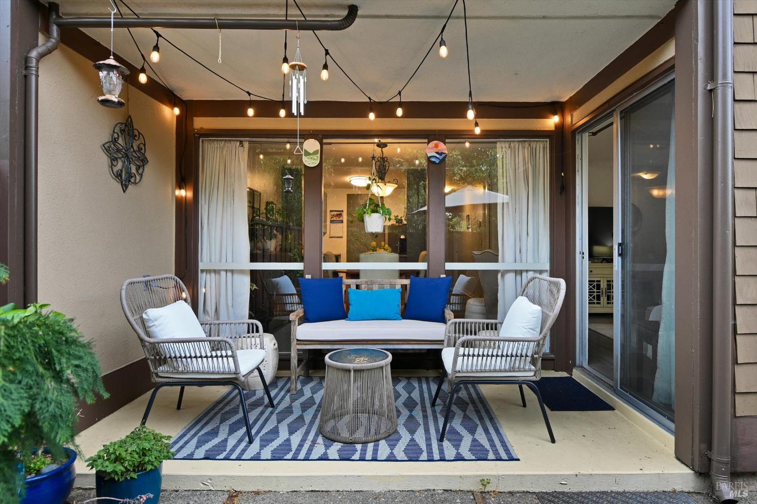 60 Surrey Lane San Rafael, CA 94903 - Photo 16 of 24