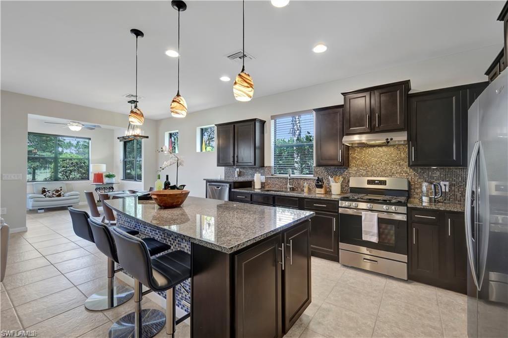 7103 Lily Way Naples, FL 34114 - Photo 5 of 41