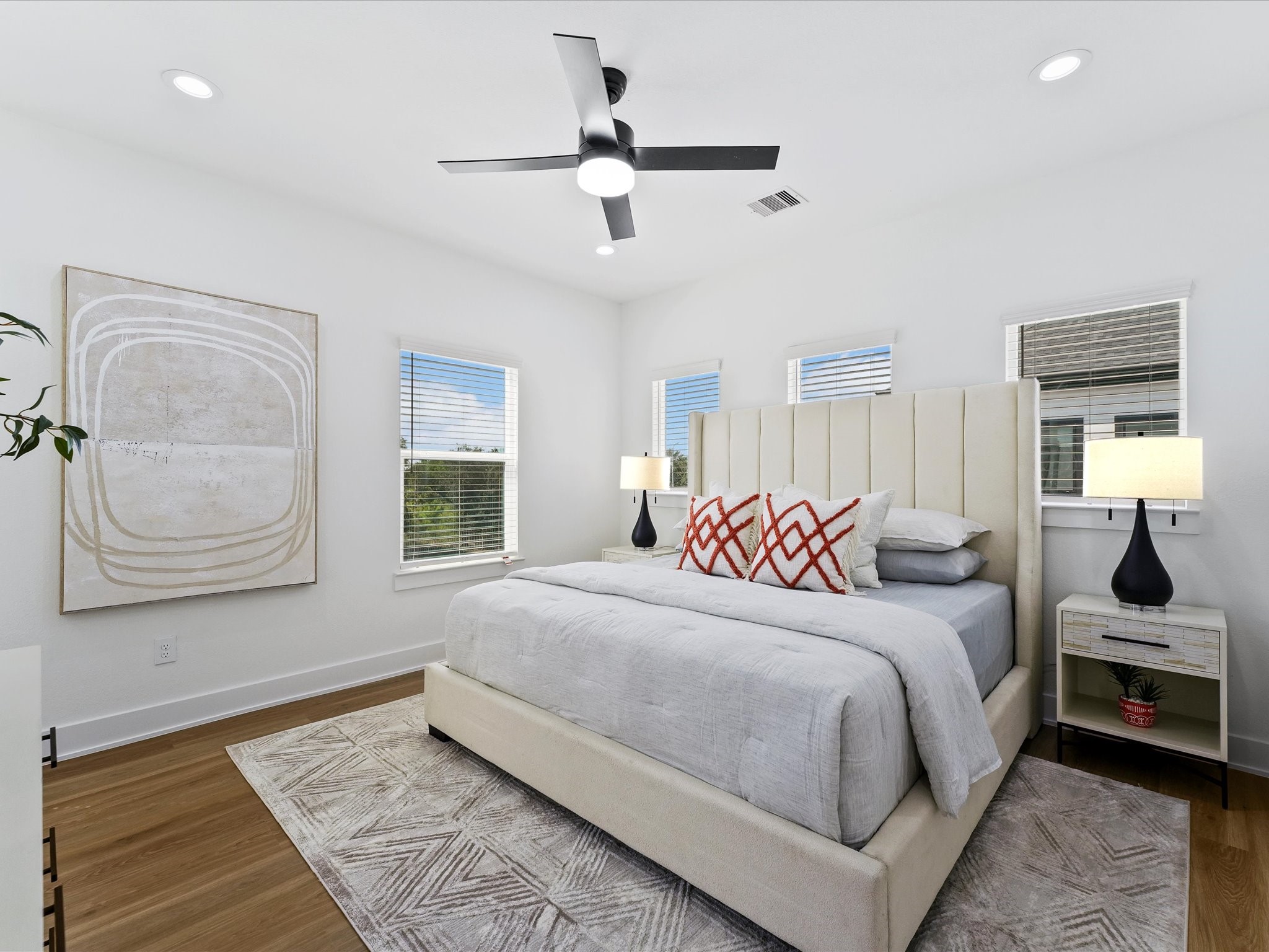 2598 West Tidwell Road Houston, TX 77091 - Photo 14 of 28