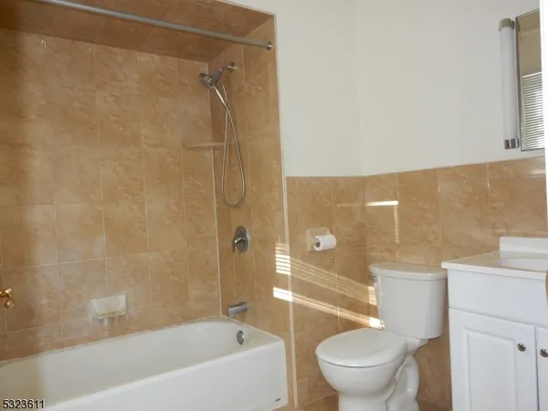 $2,200 | 28 Jane Drive, Unit 28, Hackettstown, NJ 07840