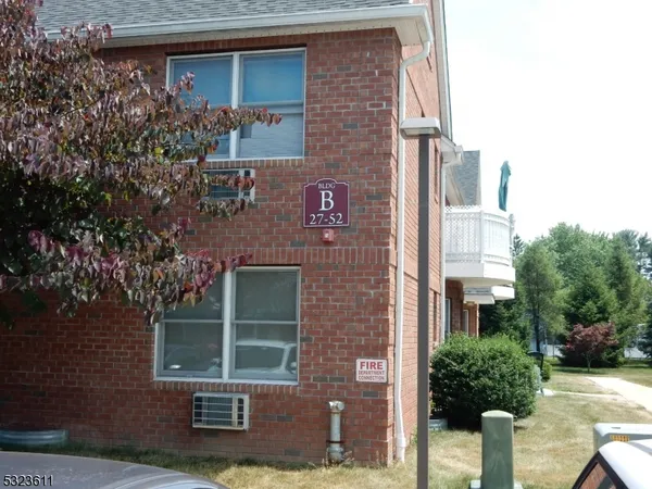 $2,200 | 28 Jane Drive, Unit 28, Hackettstown, NJ 07840