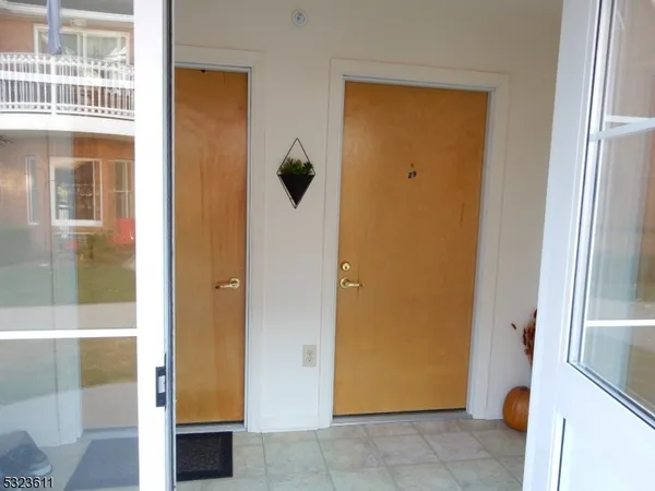 $2,200 | 28 Jane Drive, Unit 28, Hackettstown, NJ 07840