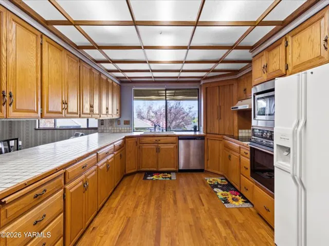 $450,000 | 101 North 48th Avenue, Unit 24B, Yakima, WA 98908