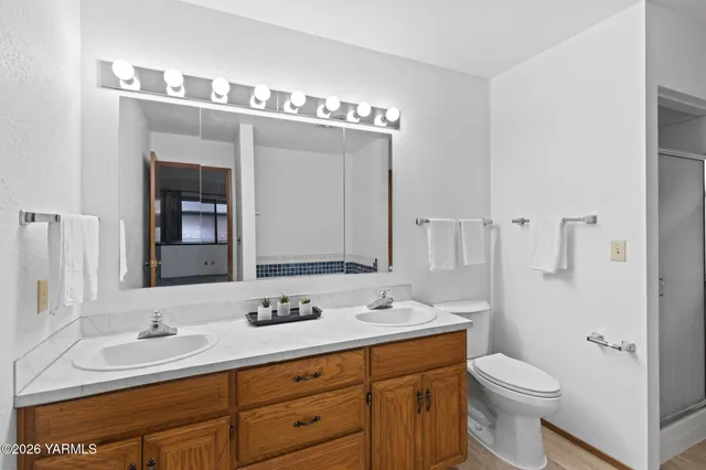 $450,000 | 101 North 48th Avenue, Unit 24B, Yakima, WA 98908
